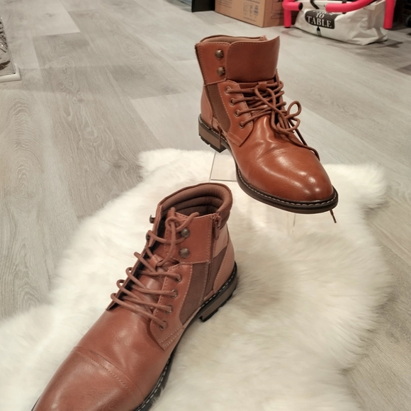 Men's Steve Madden Brown Side Zip Boots Size 11 - Picture 7 of 9